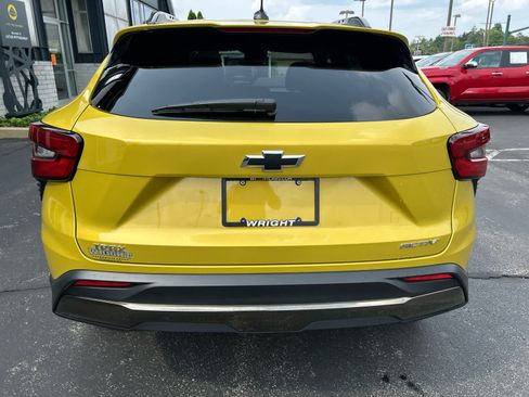 Used 2024 Chevrolet Trax ACTIV w/ Driver Confidence Package FWD image 8