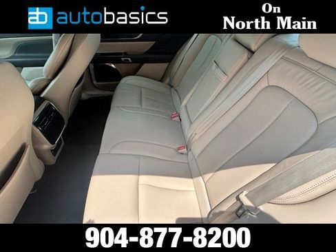 Used 2017 Lincoln Continental Select FWD image 28