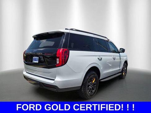 Used 2025 Ford Expedition Tremor AWD/4WD image 5