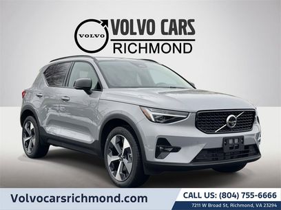 New 2026 Volvo XC40 B4 Plus w/ Protection Package Premier