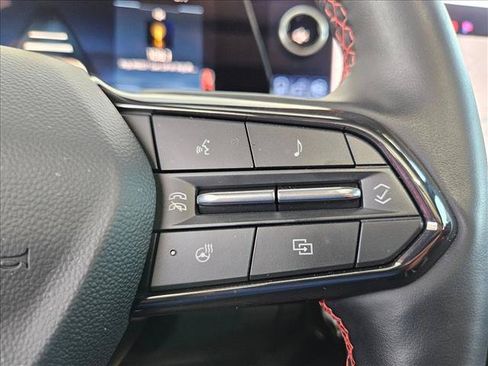 Used 2026 Chevrolet Equinox EV RS FWD image 22
