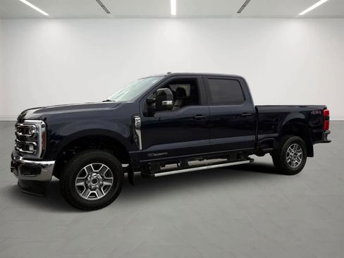 Used 2025 Ford F250 Lariat image 1