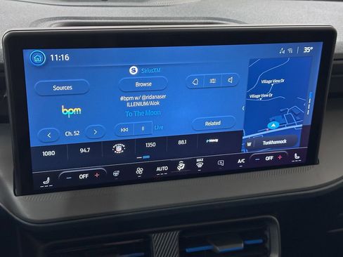 New 2026 Ford Maverick Lobo image 38