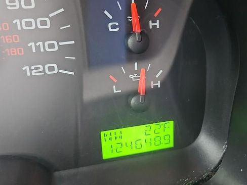 Used 2006 Ford F150 XLT image 34