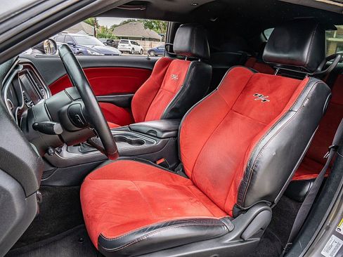 Used 2016 Dodge Challenger R/T Plus RWD image 12