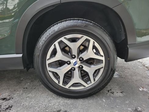 Used 2023 Subaru Forester Premium image 35