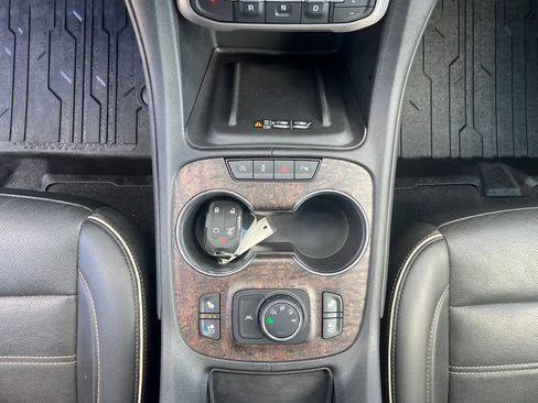 Used 2023 GMC Acadia Denali w/ Black Diamond Edition AWD/4WD image 24