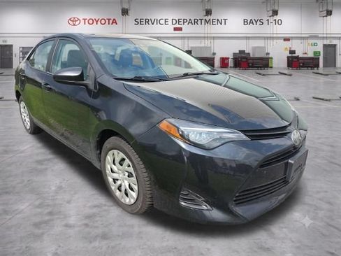 Used 2019 Toyota Corolla LE FWD image 4