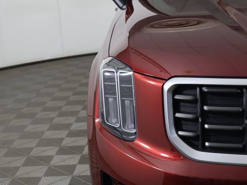 Certified 2023 Kia Telluride S w/ S Sunroof Package AWD/4WD image 15