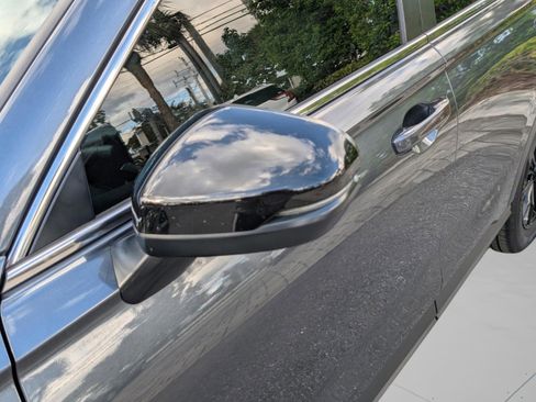 Used 2025 Honda CR-V Sport image 16