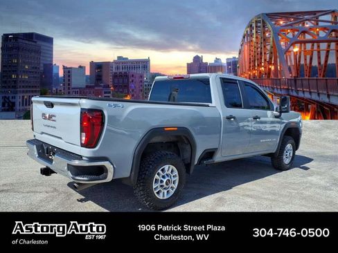 Used 2025 GMC Sierra 2500 Pro w/ 1SA Pro Safety Plus Package AWD/4WD image 3
