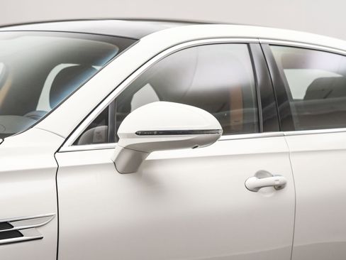 New 2026 Bentley Flying Spur image 14