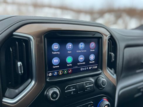 Used 2022 Chevrolet Silverado 1500 High Country w/ Safety Package II image 18