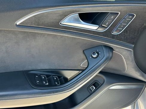 Used 2017 Audi S6 Prestige w/ S6 Sport Package image 19