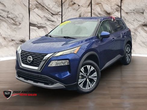 Used 2021 Nissan Rogue SV AWD/4WD image 3
