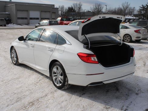 Used 2020 Honda Accord LX image 7