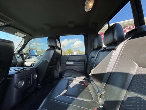 Used 2013 Ford F250 Lariat w/ Chrome Pkg image 13