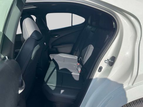 New 2026 Lexus UX 300h AWD image 13