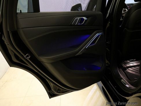 Certified 2022 BMW X6 xDrive40i w/ Executive Package image 32