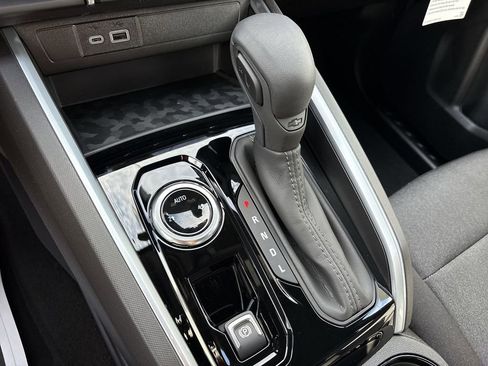 New 2026 Chevrolet Colorado W/T image 17