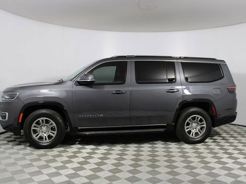 Used 2022 Jeep Wagoneer Series I image 39