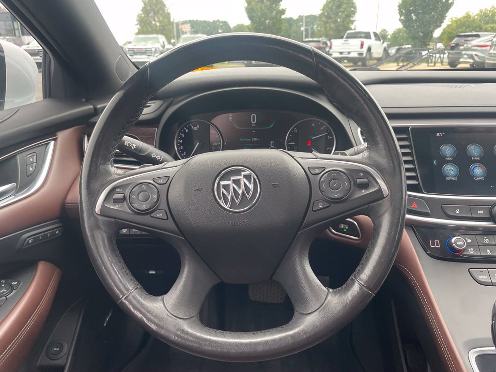 Used 2018 Buick LaCrosse Avenir w/ Driver Confidence Package #2 AWD/4WD image 25