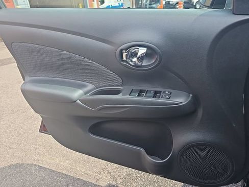 Used 2014 Nissan Versa SV FWD image 24