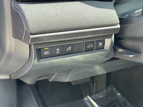 Used 2025 Toyota Camry LE FWD image 19