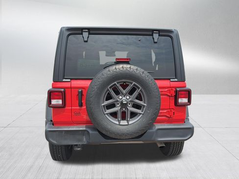 Used 2025 Jeep Wrangler Unlimited Sport AWD/4WD image 5
