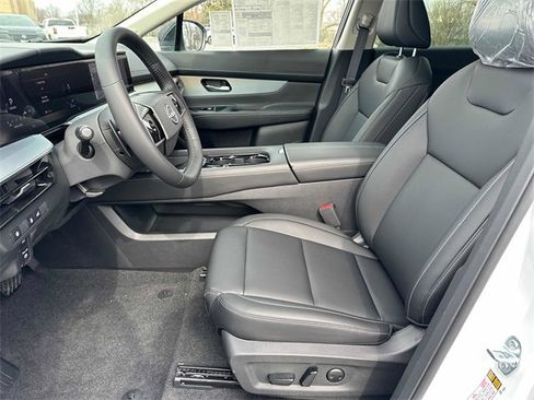 New 2025 Nissan Murano SL image 9