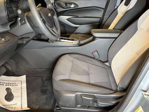 Used 2024 Chevrolet Trax LS w/ LPO, Blackout Package image 19