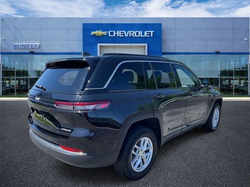 Used 2025 Jeep Grand Cherokee Laredo X w/ Luxury Tech Group I AWD/4WD image 6