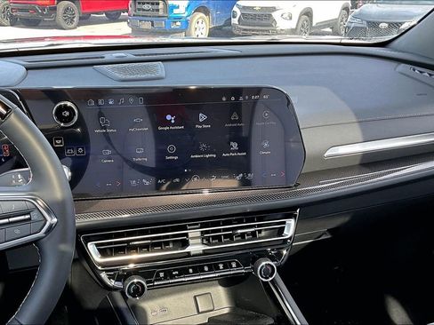 New 2026 Chevrolet Traverse High Country w/ LPO, Floor Liner Package image 7