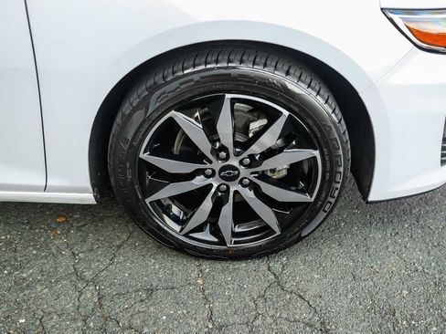 Used 2025 Chevrolet Malibu RS image 6