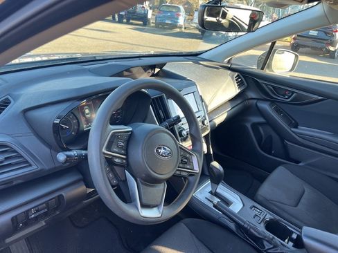 Used 2023 Subaru Impreza Premium image 7