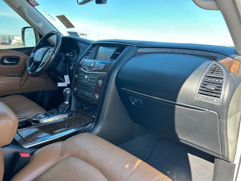 Used 2016 INFINITI QX80 2WD image 10