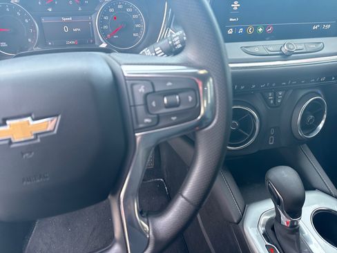 Used 2025 Chevrolet Blazer LT image 17