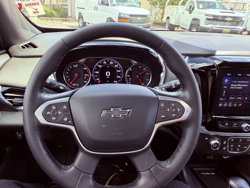 Used 2022 Chevrolet Traverse Premier w/ Redline Edition image 30