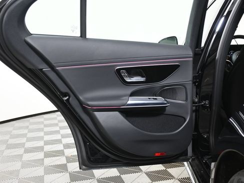 Certified 2025 Mercedes-Benz E 350 4MATIC Sedan image 31