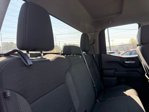 Used 2024 Chevrolet Silverado 1500 Custom image 32