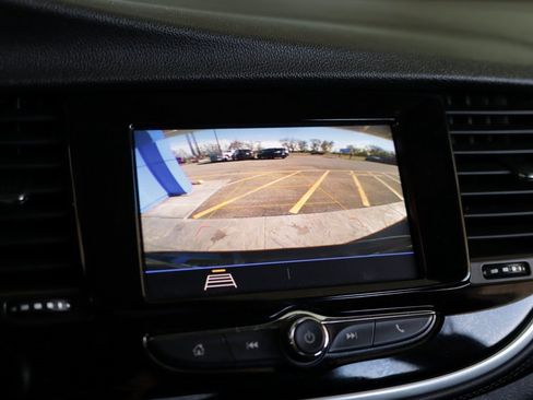 Used 2022 Buick Encore Preferred w/ Safety Package II image 14