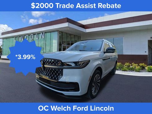Certified 2025 Lincoln Navigator Black Label AWD/4WD image 8