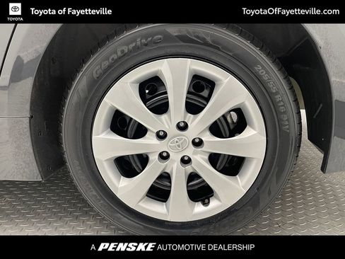 Used 2024 Toyota Corolla LE image 44
