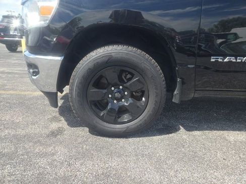 Used 2022 RAM 1500 Big Horn AWD/4WD image 5