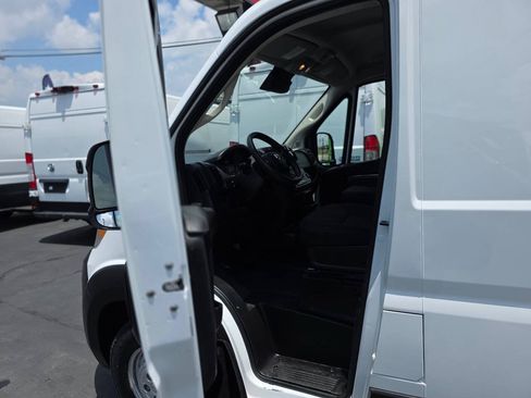 Used 2023 RAM ProMaster 2500 FWD image 15