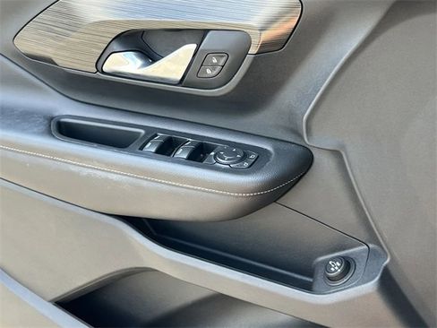 Used 2022 GMC Terrain SLE w/ Driver Convenience Package image 34