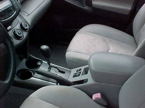 Used 2009 Toyota RAV4 4WD image 15