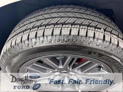 New 2025 Ford Expedition Max Platinum w/ Stealth Performance Package image 20