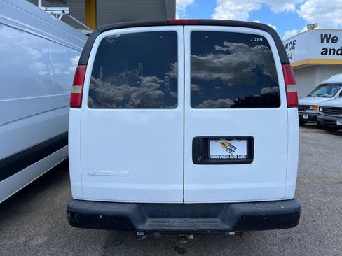 Used 2010 Chevrolet Express 1500 w/ Power Package image 5