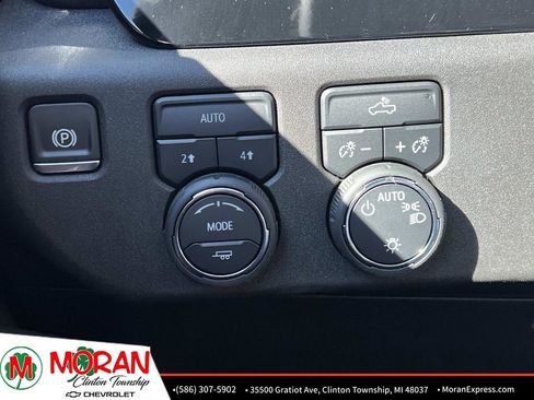 Certified 2025 Chevrolet Silverado 1500 LT image 26